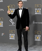 Golden-Globes-2023-Press-Room-19.jpg