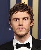 14-09-77th-Emmy-Awards-RD-04.jpg