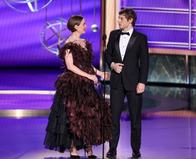 14-09-77th-Emmy-Awards-Show-17.jpg
