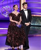 14-09-77th-Emmy-Awards-Show-14.jpg