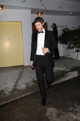 14-09-77th-Emmy-Awards-Arrivals-03.jpg