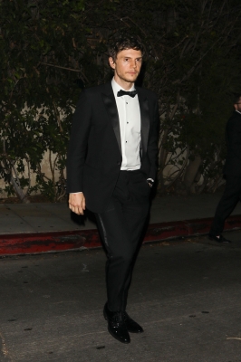 14-09-77th-Emmy-Awards-Arrivals-06.jpg