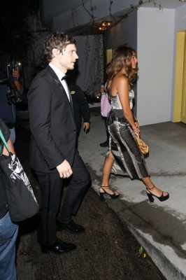 14-09-77th-Emmy-Awards-Arrivals-09.jpg