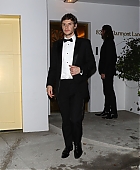14-09-77th-Emmy-Awards-Arrivals-01.jpg