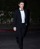 14-09-77th-Emmy-Awards-Arrivals-18.jpg